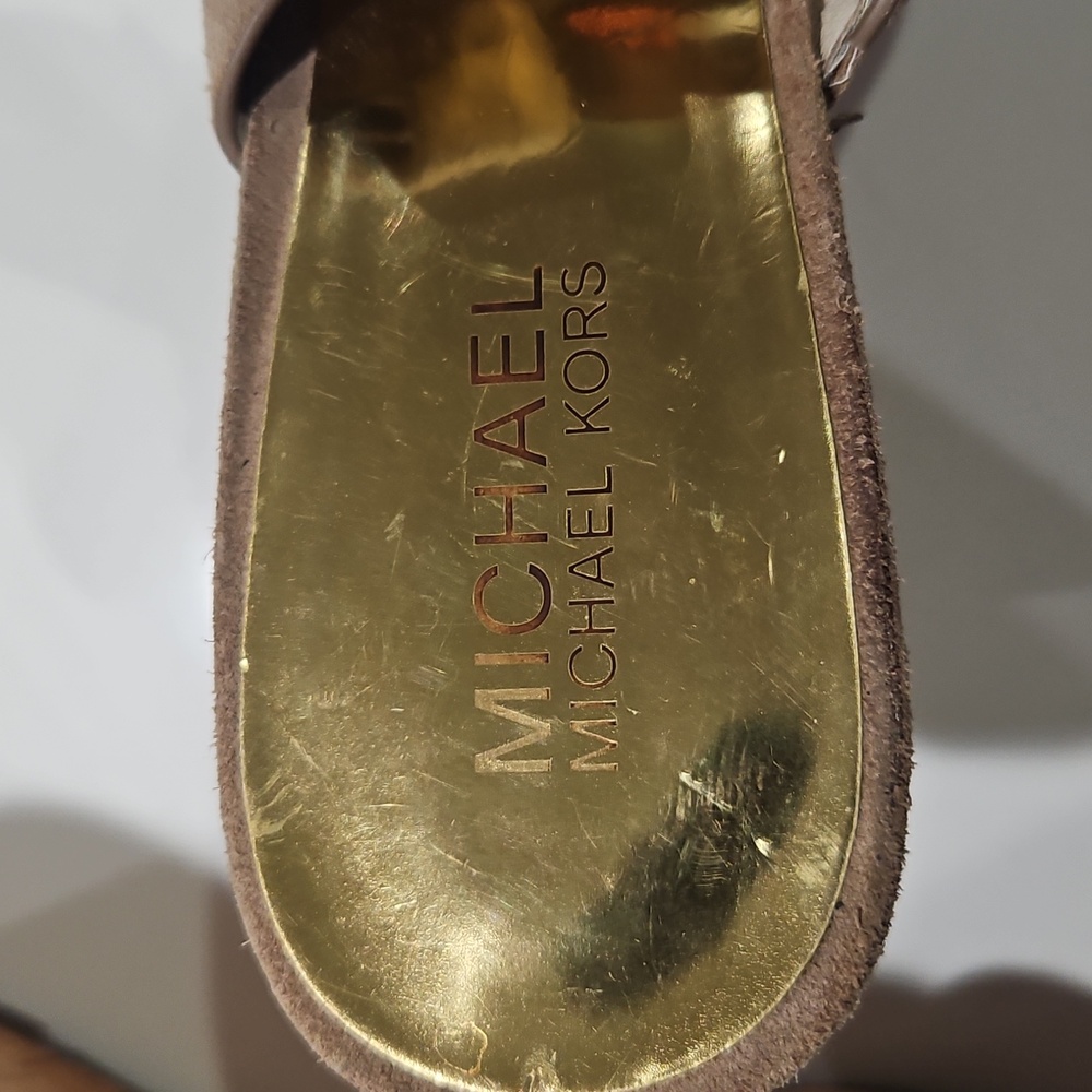 Michael Kors Beige Wedge Sandals Sz 10 - Picture 4 of 9